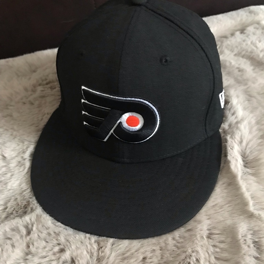NHL Fanatics Branded Black Philadelphia Flyers Core Primary Logo Fitted - Hat - Picture 8 of 8